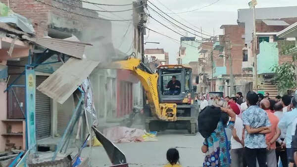 Houses of RSS, VHP functionaries attacked in Bijnor; 1 held