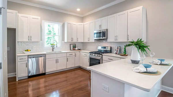 Must-Have Kitchen Appliances For Working Professionals To Save Cooking Time