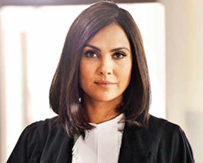 Lara Dutta lawyers up to fight Azhar in court