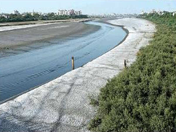Fear of water thefts looms in Valsad, Navsari district