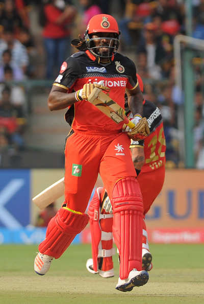 Will Royal Challengers Bangalore persist with Chris Gayle​ against Rising Pune Supergiant in Namma Bengaluru?