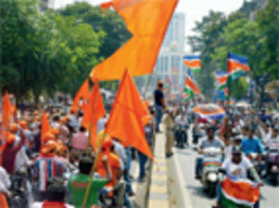 Sena threatens to expose BJP fraud