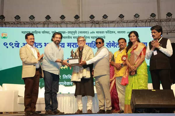 Face of Marathi literary meet executive president blackened, one arrested