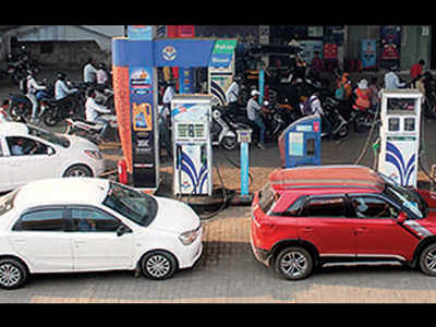 Govt opens fuel retail to non-oil firms to amp up competition