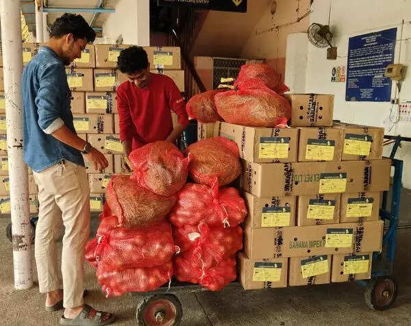 Mid-East flight halt cuts Trichy exports by 37%