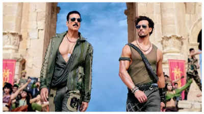 Bade Miyan Chote Miyan review and release LIVE Updates: Akshay Kumar and Tiger Shroff starrer if off to a flying start!