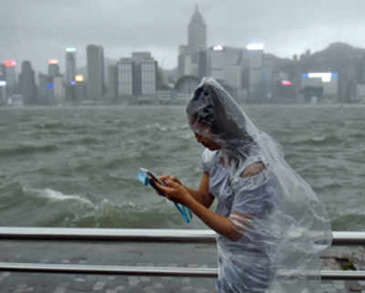 4 dead as typhoon Hato hits Hong Kong, Macau