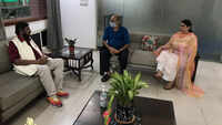 Ramdas Athawale meets actor Sushant Singh Rajput's father 