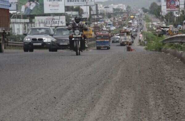 Techie injured in bypass mishap, NHAI promises to fix potholes