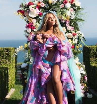 Beyonce reveals first picture of twins