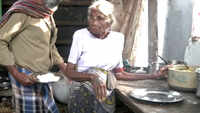 This ‘Daadi’ from Coimbatore sells idlis for just Re 1 