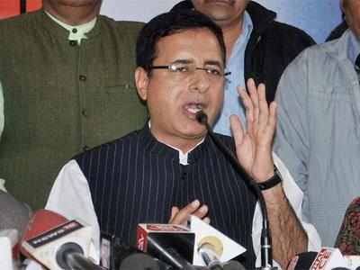 Gujarat Elections 2017: Election Commission acting like captive puppet of BJP, says Congress' Randeep Surjewala