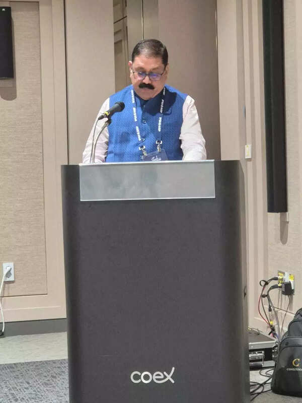 Magadh University VC presents research paper at South Korea conference