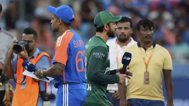 Asia Cup final: How India vs Pakistan has played out on and off the field this month
