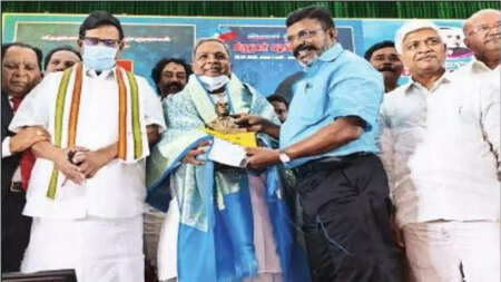 Karnataka: Can Congress capitalise on BJP cadre unrest?