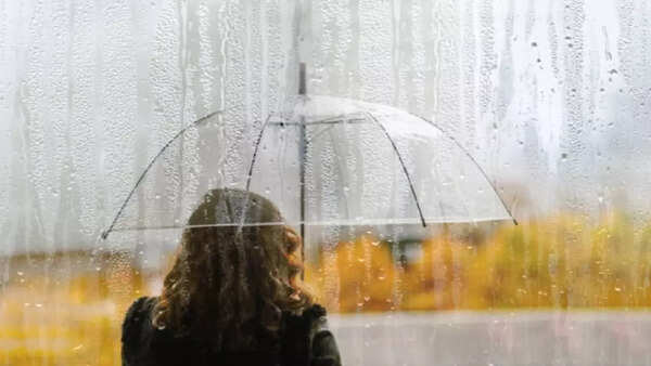 Are nipple pasties and body tape safe in the monsoon?