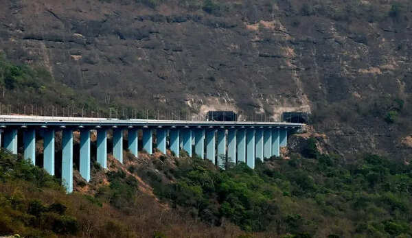 Maharashtra’s Deputy CM Eknath Shinde visits new Mumbai-Pune Expressway link before its inauguration on May 1