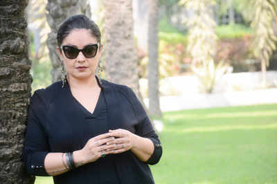 Quantico row: Pooja Bhatt supports Priyanka Chopra, upset with fans' double standards