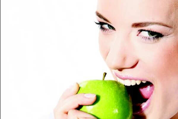 Read the first sign of tooth decay
