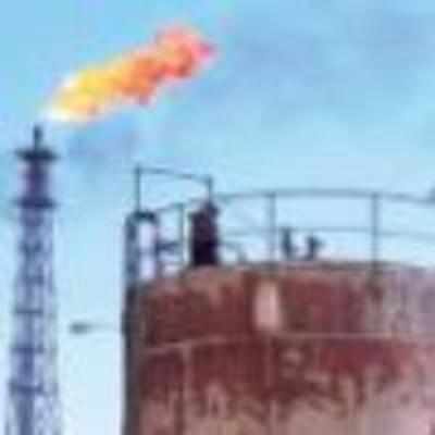 Government ready with plans for <BR>possible oil PSU officers strike