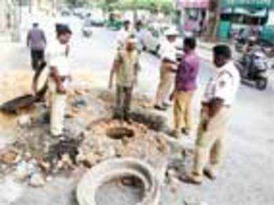 Traffic cops take to civic works to ensure a jam-free Nandidurg Rd