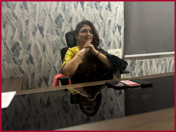 Khushbu Sundar: "I miss working and romancing with Chiranjeevi sir, Balakrishna Sir and others"