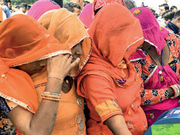 Number of women voters increases but still not 50%