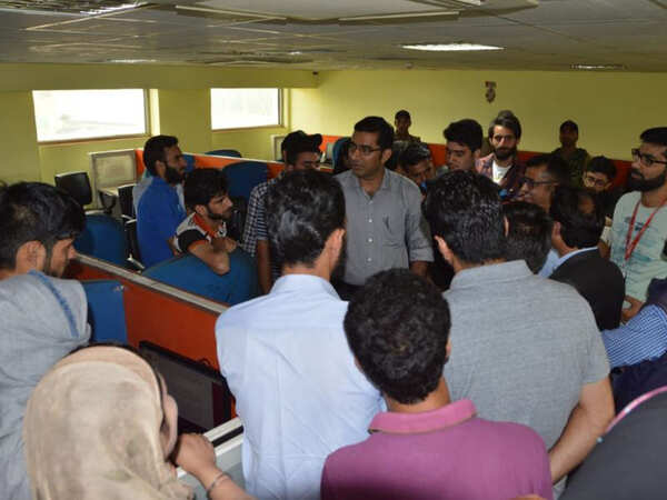MNC puts Kashmir employees on notice; government comes to their rescue
