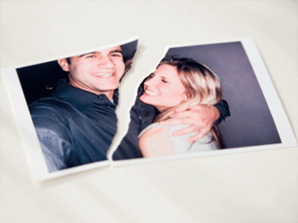 Couples find conscious uncoupling impractical