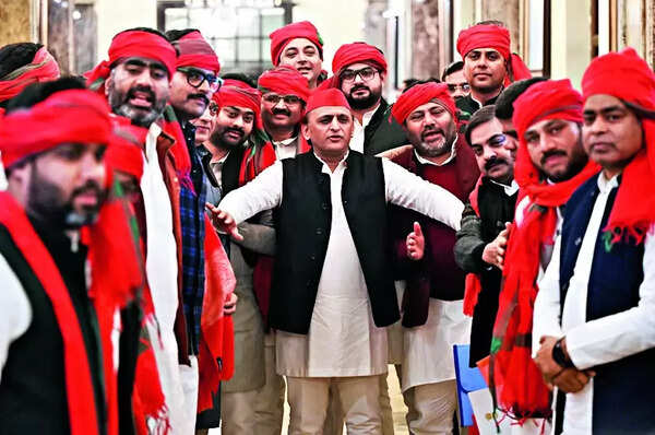 Akhilesh Takes A Step ‘Backward’ To Move Forward And Beyond MY