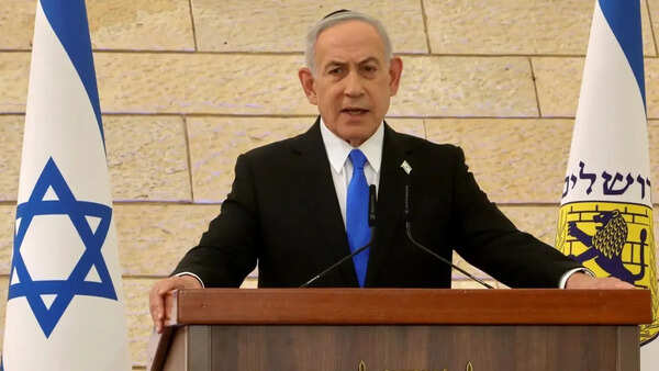 'Era of repair has arrived': Two former Israel PMs unite to challenge Netanyahu in upcoming elections
