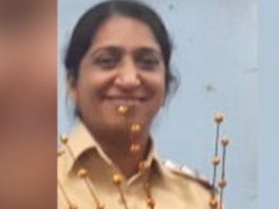 Nagpada police station Senior PI Shalini Sharma shunted out