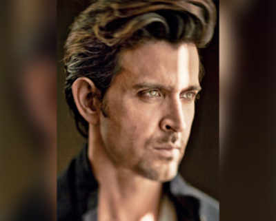 Vikas Bahl, Mukesh Chhabra looking for Hrithik Roshan's super 30