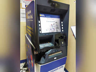 Residents foil bid to rob ATM