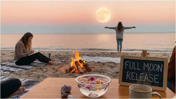 Energy cleansing on a Full Moon: What it means and how it’s done