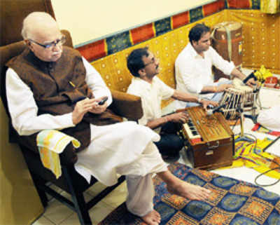 LK Advani's trip to Mumbai
