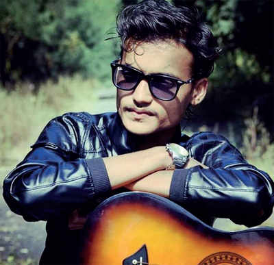 Singer from Mumbai kills self in Bengaluru