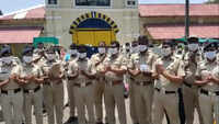 Cops chant Bharat Mata Ki Jai, as they step out after 21-day lockdown duty in Nagpur central jail 