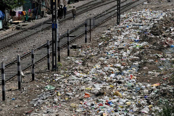 Despite clean-up efforts, waste continues to plague Delhi’s railway tracks