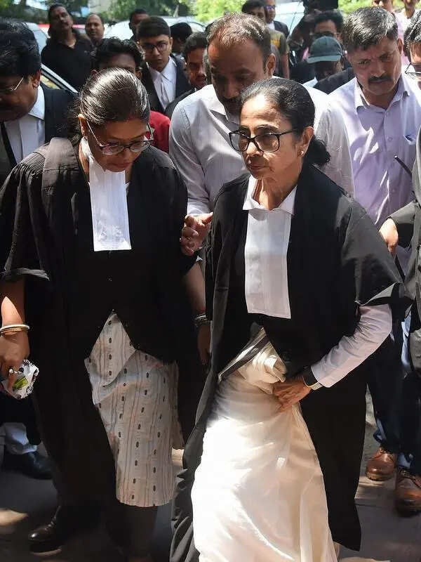 HC tells cops to ensure safe return of poll violence victims as Didi argues PIL