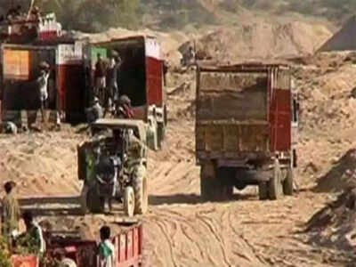 Illegal sand mining kills 22-yr-old