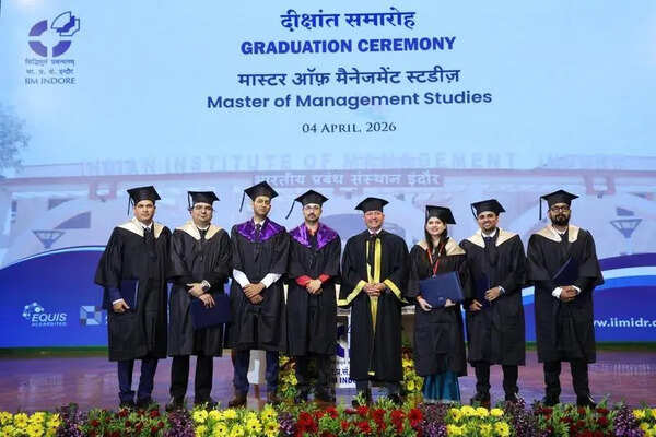 IIM-I graduates first MMS batch, awards degrees to 135 students