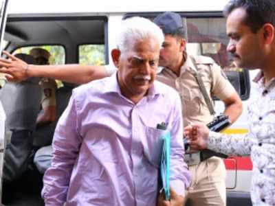 Revolutionary writer Varavara Rao admitted to Mumbai hospital, family rushes