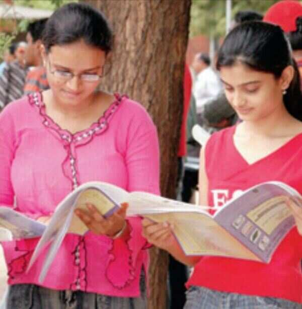 Stalemate over fee hike leaves NEET aspirants worried