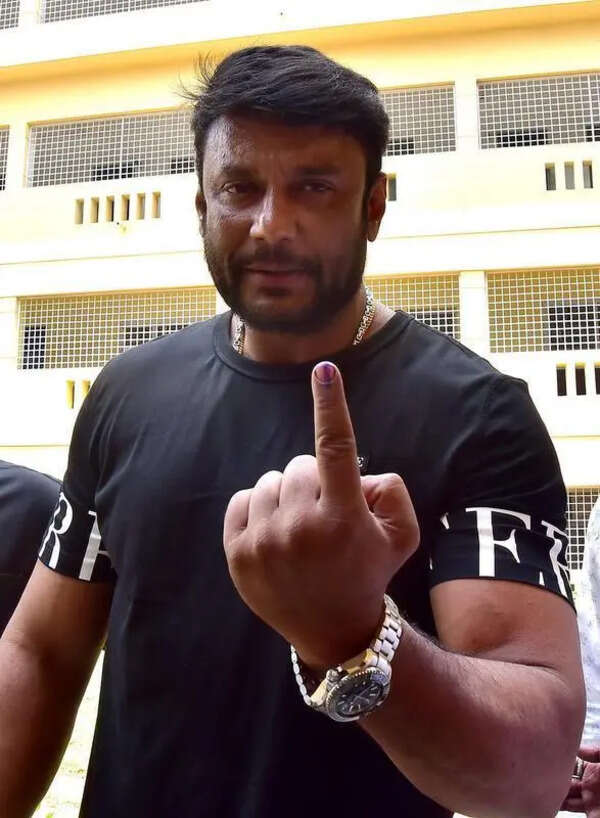 Supreme court seeks status report on Darshan case trial