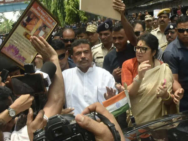Suvendu to attend NITI meet, seeks Ayushman pact by June 8