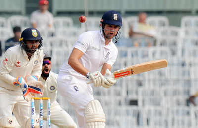 India vs England, 5th Test, Day 5: England 97/0 at Lunch, trail by 185 runs