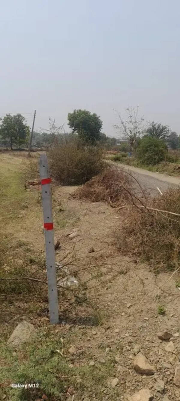 Farmer stalls road work, blames PWD for starting construction without nod