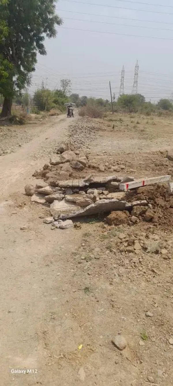 Farmer stalls road work, blames PWD for starting construction without nod