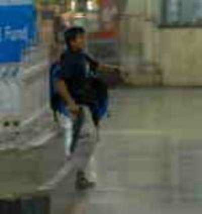 Kasab alive, in Mumbai cops custody: Maharashtra govt